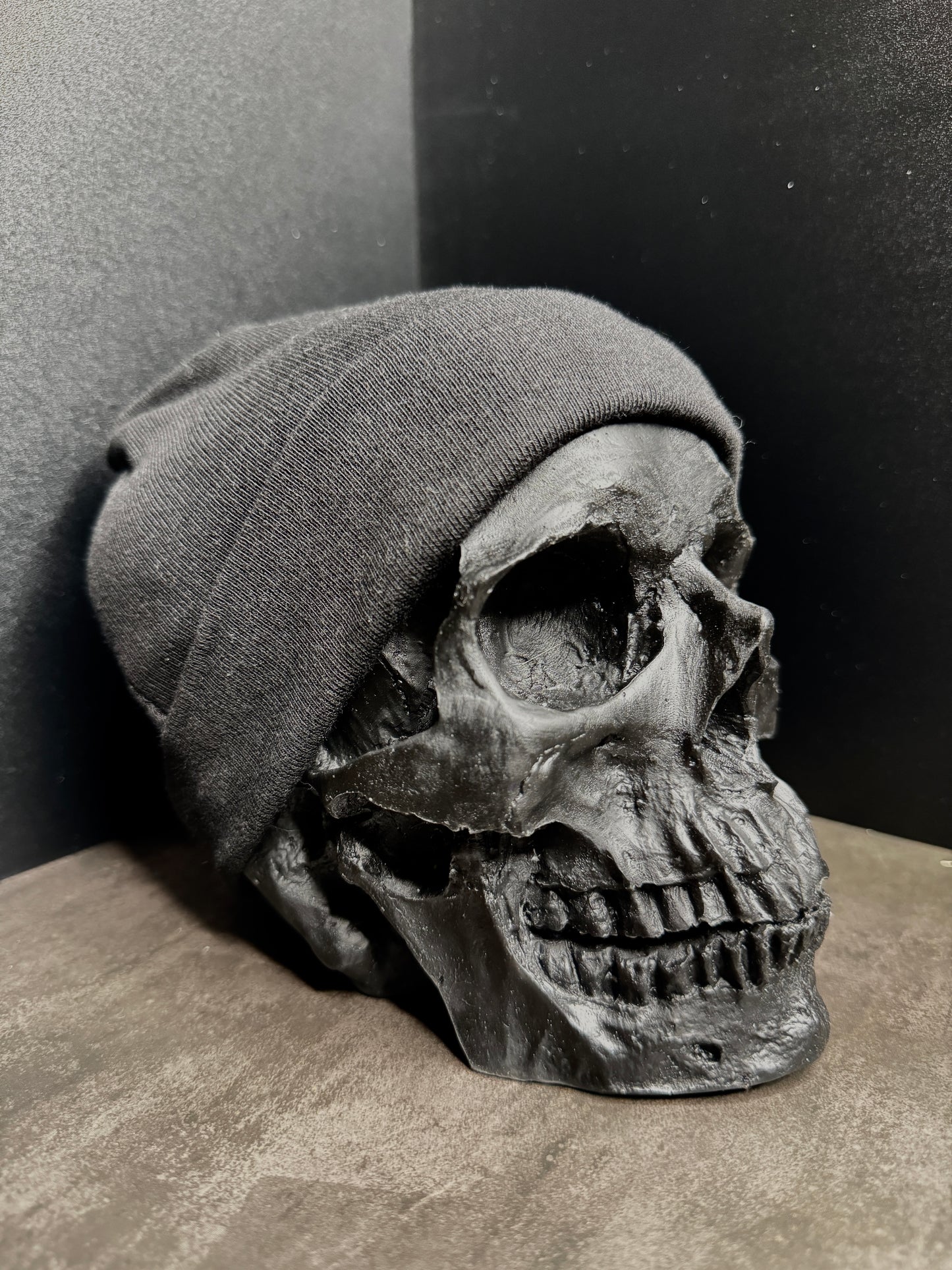 Watch Cap Large Skull