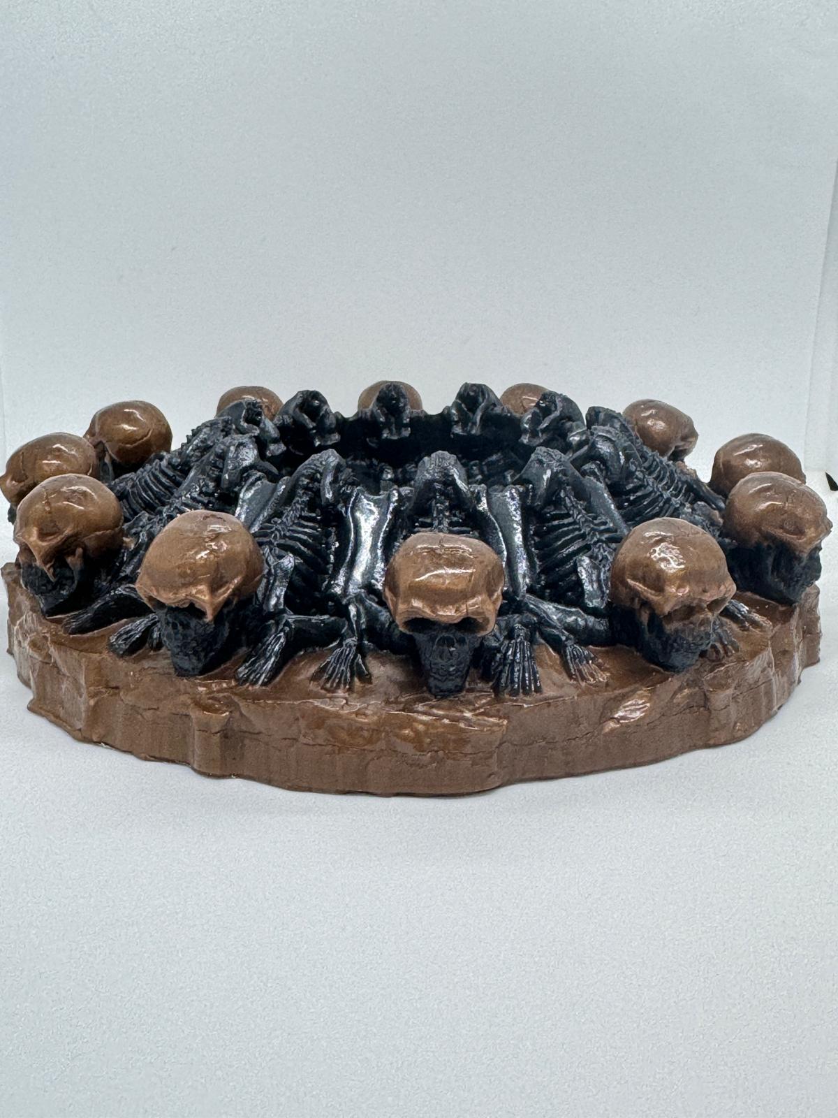 1/1 Skeleton Skull Ashtray Black/Brown